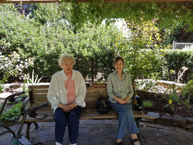 Juliet & Helen SG